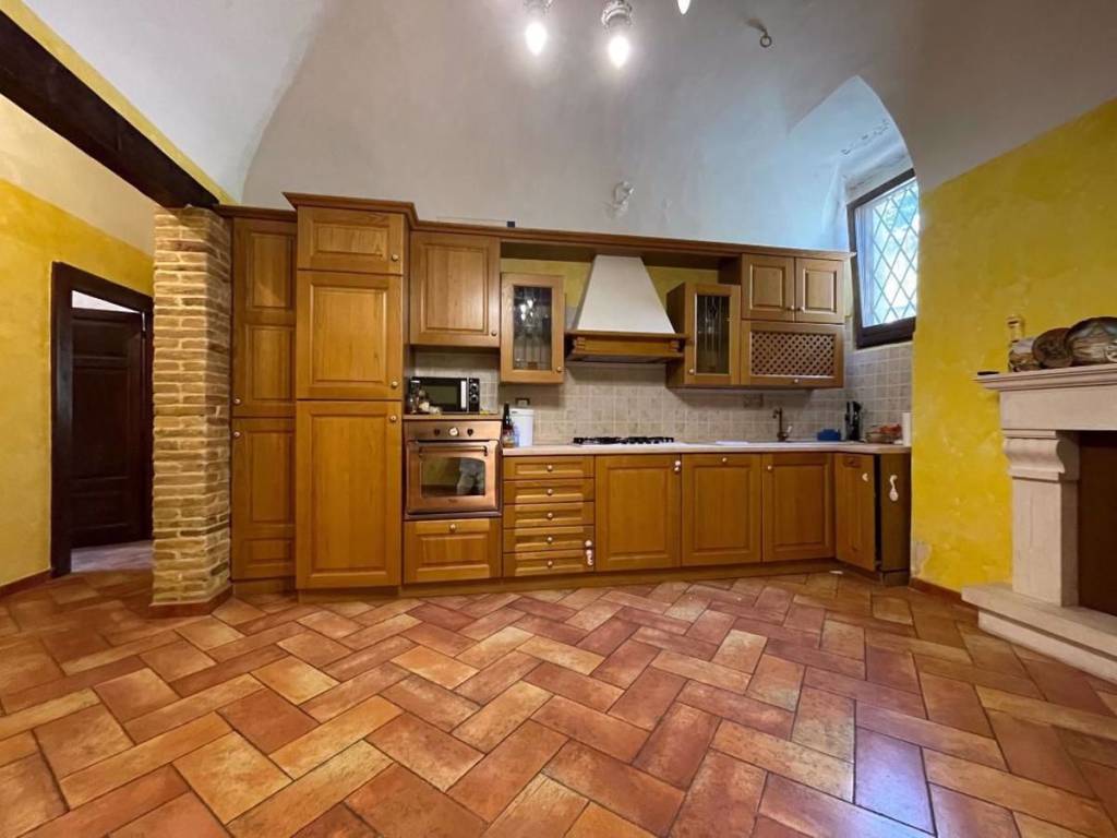 Casa indipendente a Fontecchio in Via Roma, 11 - Foto 4