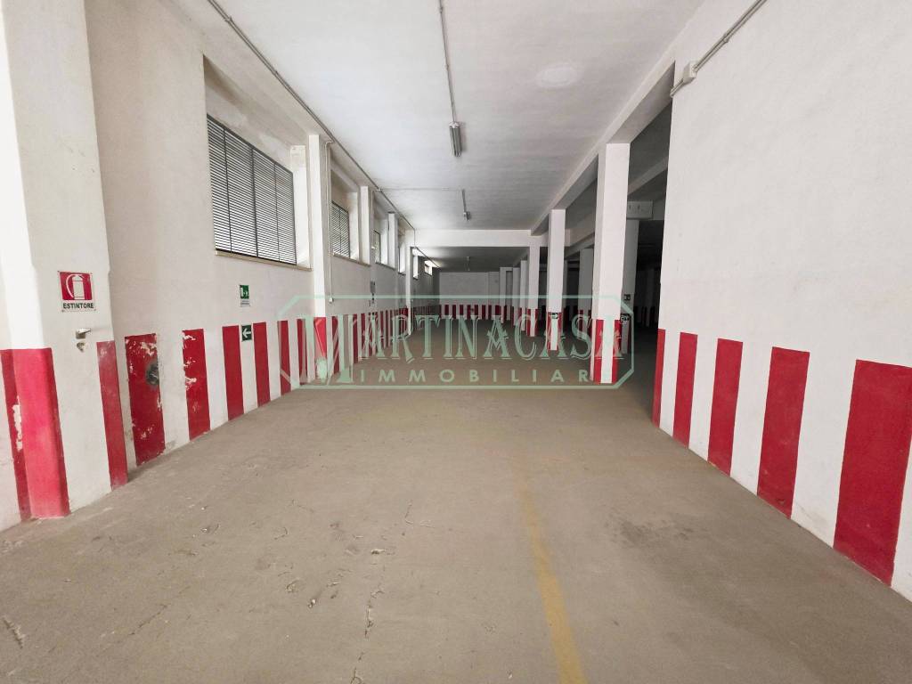Box / garage a Martina franca in Via Livio Andronico - Foto 5