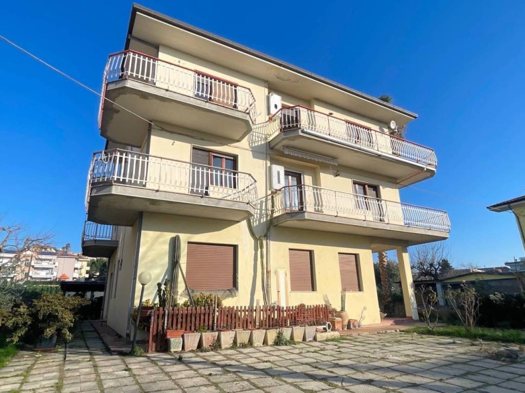 Appartamento a Monteprandone in Via delle Rose, 15 - Foto 2