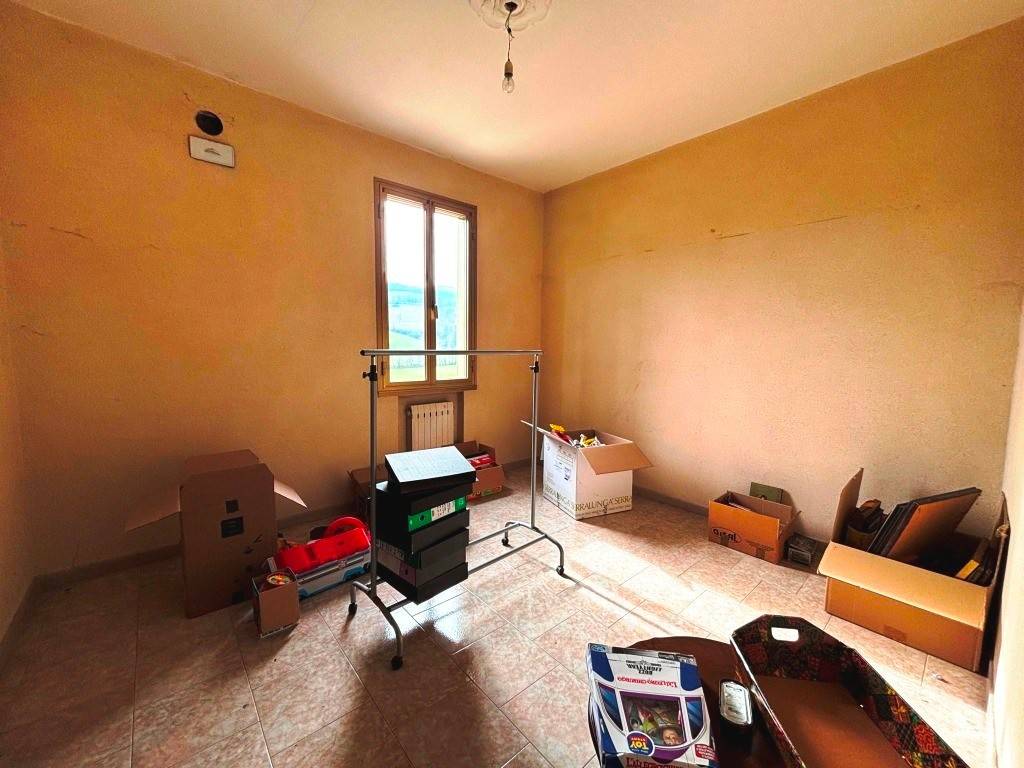 Appartamento a Castelvetro di modena in Via Sinistra Guerro - Foto 3