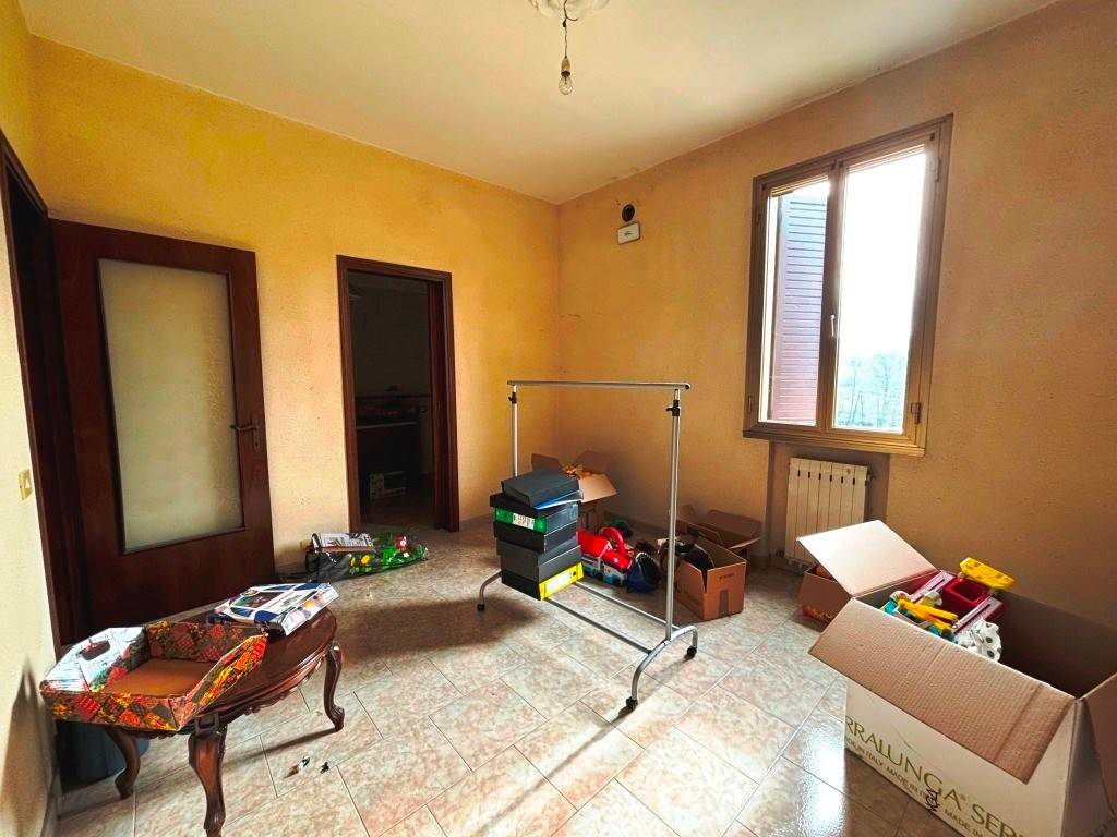 Appartamento a Castelvetro di modena in Via Sinistra Guerro - Foto 4