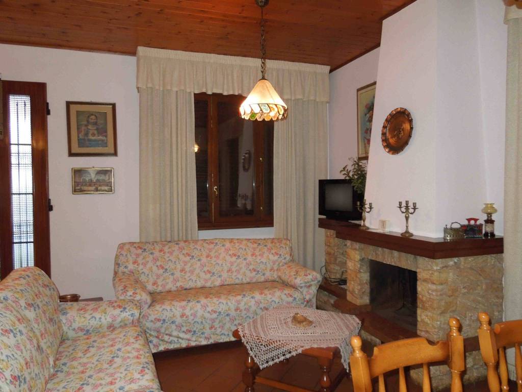 Villa a Pietrasanta in Via Risorgimento, 11 - Foto 4