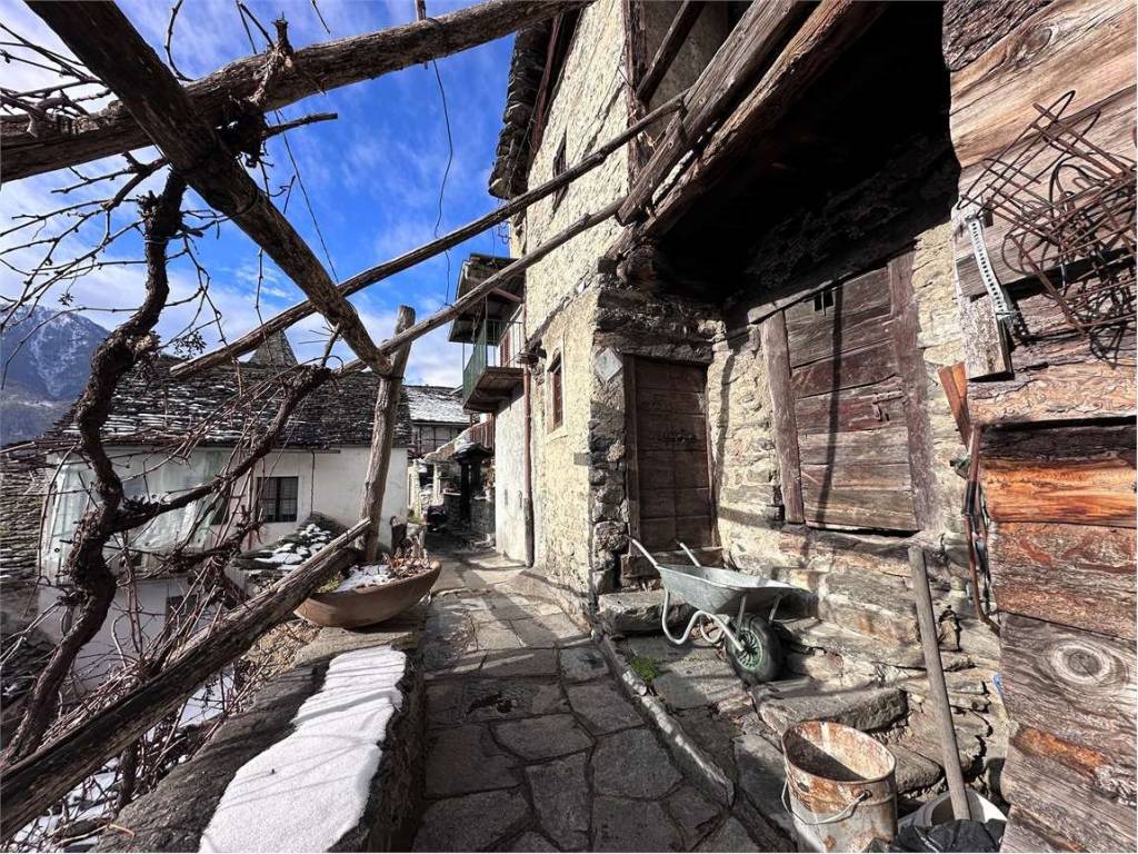 Rustico / casale a Domodossola in Borgata Monteossolano, SNC - Foto 2