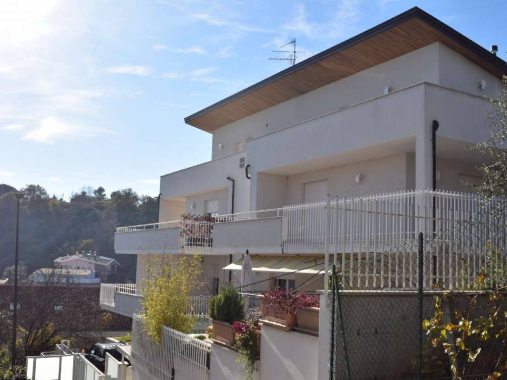 Appartamento a Pescara in Via Famiglia Carota - Foto 2