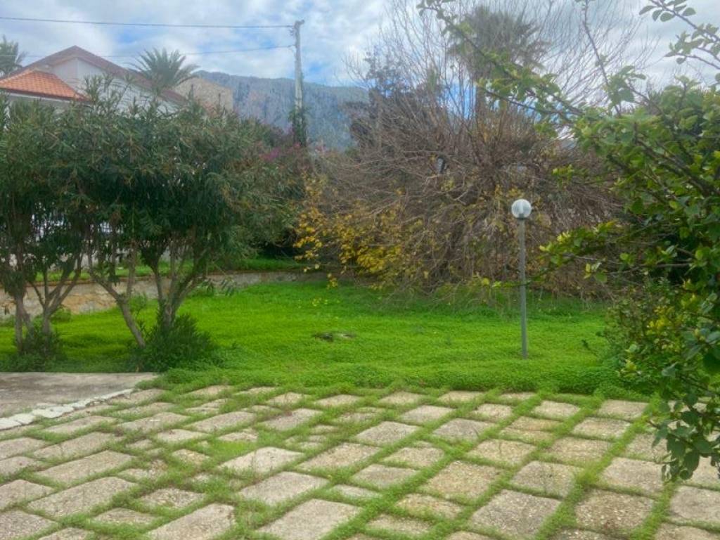 Villa a Cinisi in Via Padre Puglisi - Foto 4