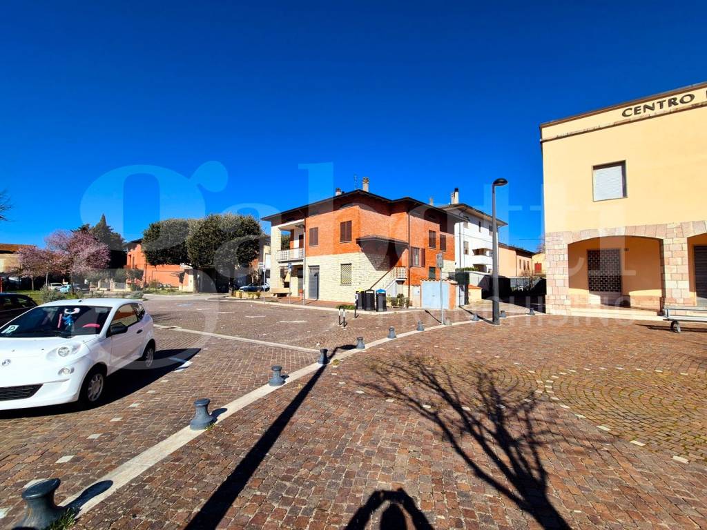 Casa indipendente a Bettona in PIAZZA DEL POPOLO , 3 - Foto 4