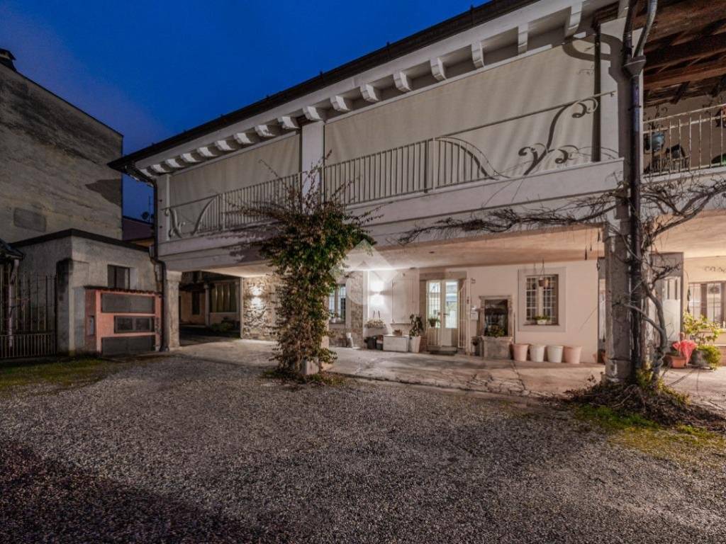 Casa indipendente a Botticino in Via Moretto, 17 - Foto 2