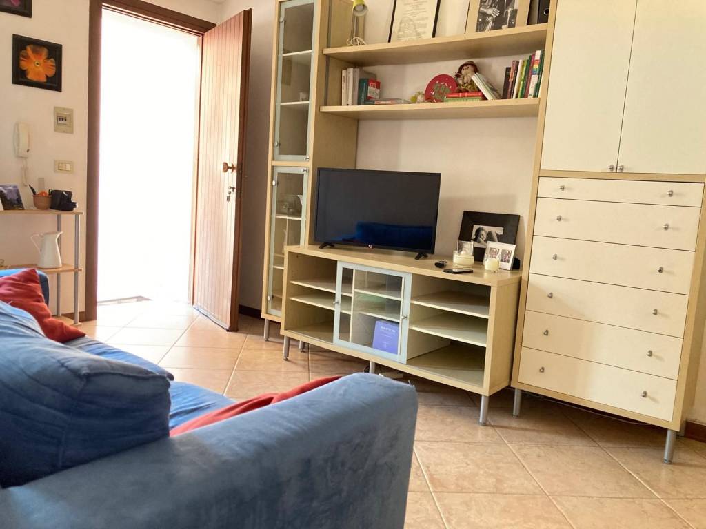 Appartamento a Mantova in Via Camillo Benso di Cavour, 58 - Foto 5