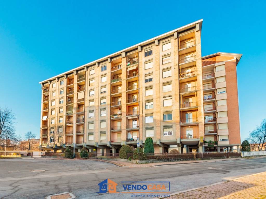 Appartamento a Cuneo in Via Tancredi Dotta Rosso, 18 - Foto 3