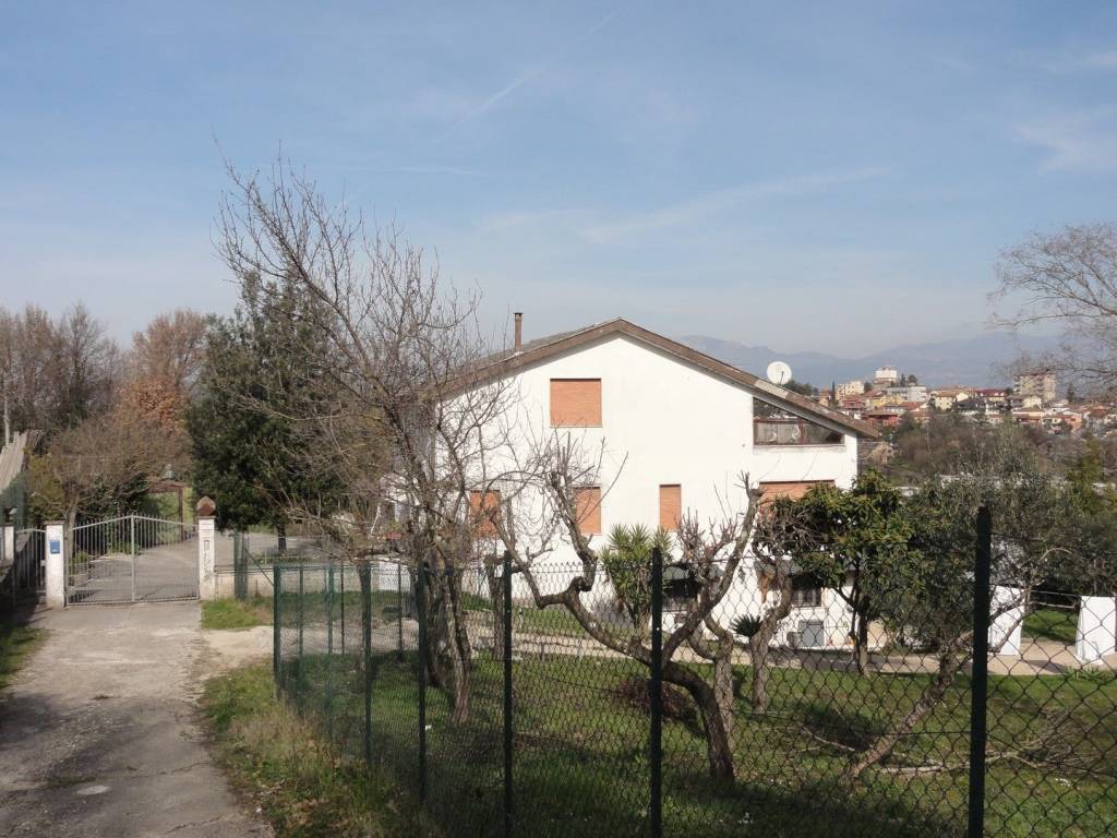 Villa a Ceccano in Via Madonna del Carmine - Foto 2