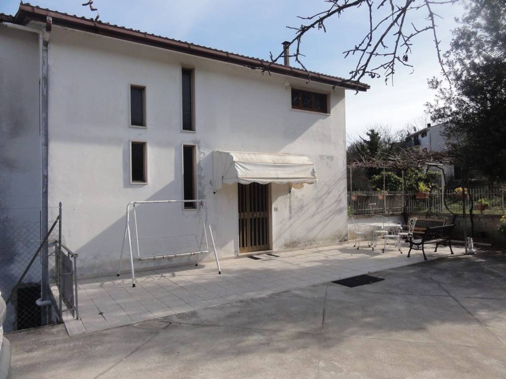 Villa a Ceccano in Via Madonna del Carmine - Foto 4