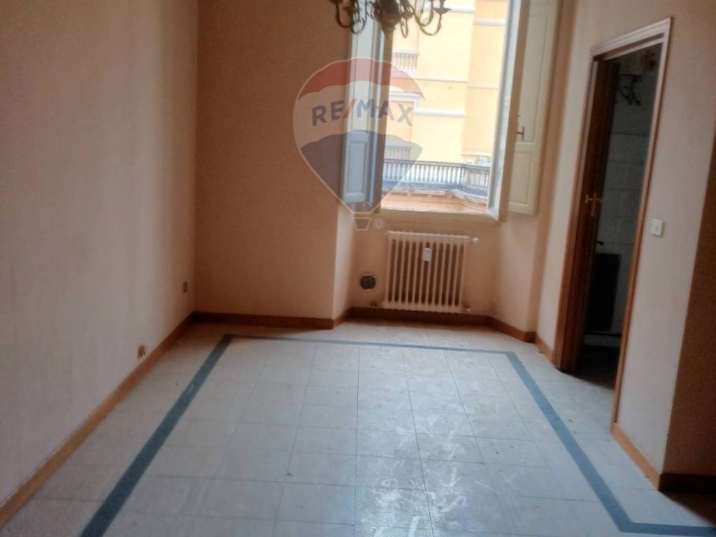 Appartamento a Montecatini-terme in piazza D'Azeglio, 5 - Foto 5