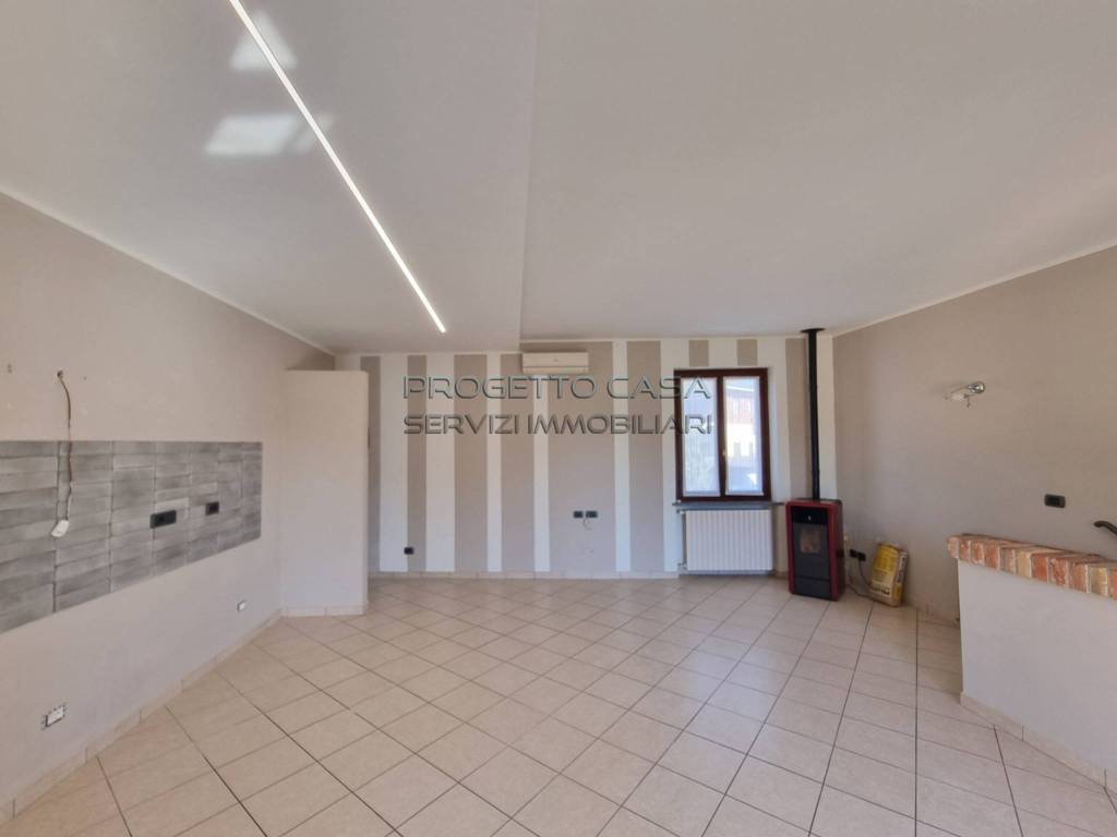 Villa a Pocapaglia in Via Roma, 9 - Foto 3