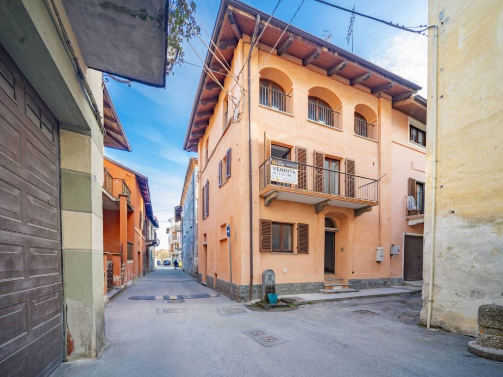 Appartamento a Caraglio in via brofferio , 187 - Foto 2