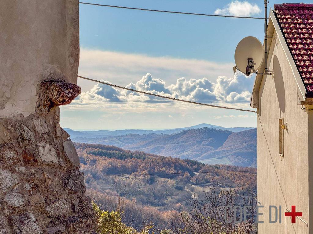 Casa indipendente a Castell'azzara in Via del Cornacchino - Foto 3