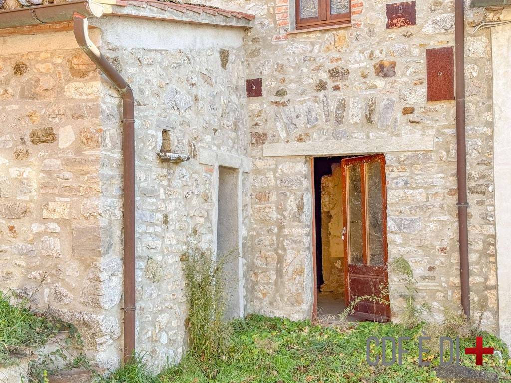 Casa indipendente a Castell'azzara in Via del Cornacchino - Foto 5