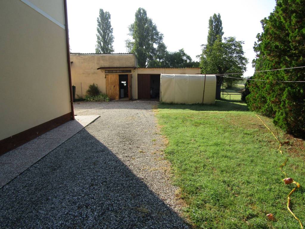 Villa a Vigarano mainarda in Via Rondona, 38 - Foto 3