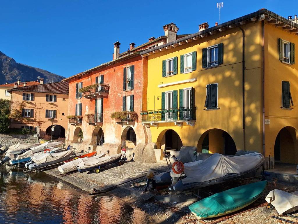 Immobile a Mandello del lario in Piazza 25 Aprile, 4 - Foto 2
