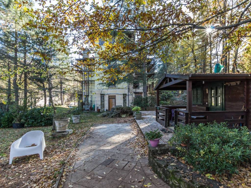 Villa a Borgo val di taro in Località Cappellezzi Frazione Gorro - Foto 4