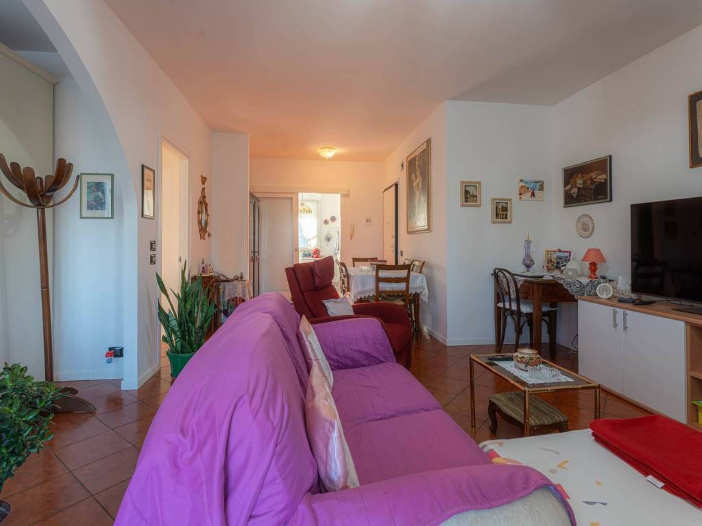 Appartamento a Carpi in Via Londra, 5 - Foto 2