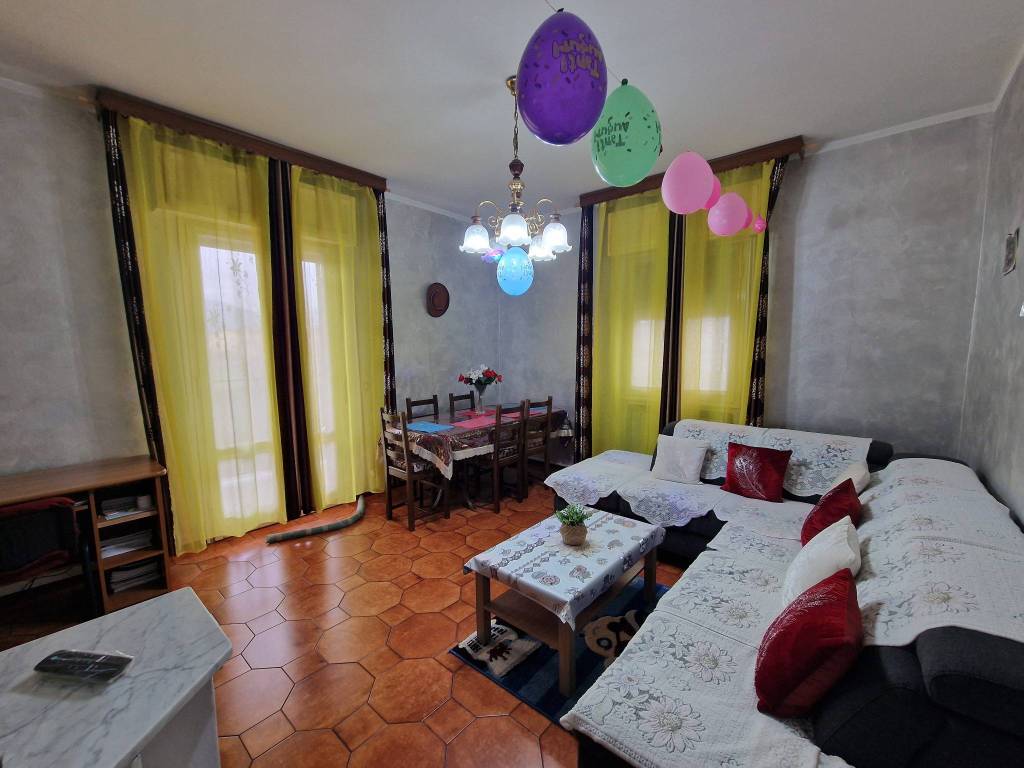 Appartamento a Gorlago in Via Francesco Petrarca, 1 - Foto 2