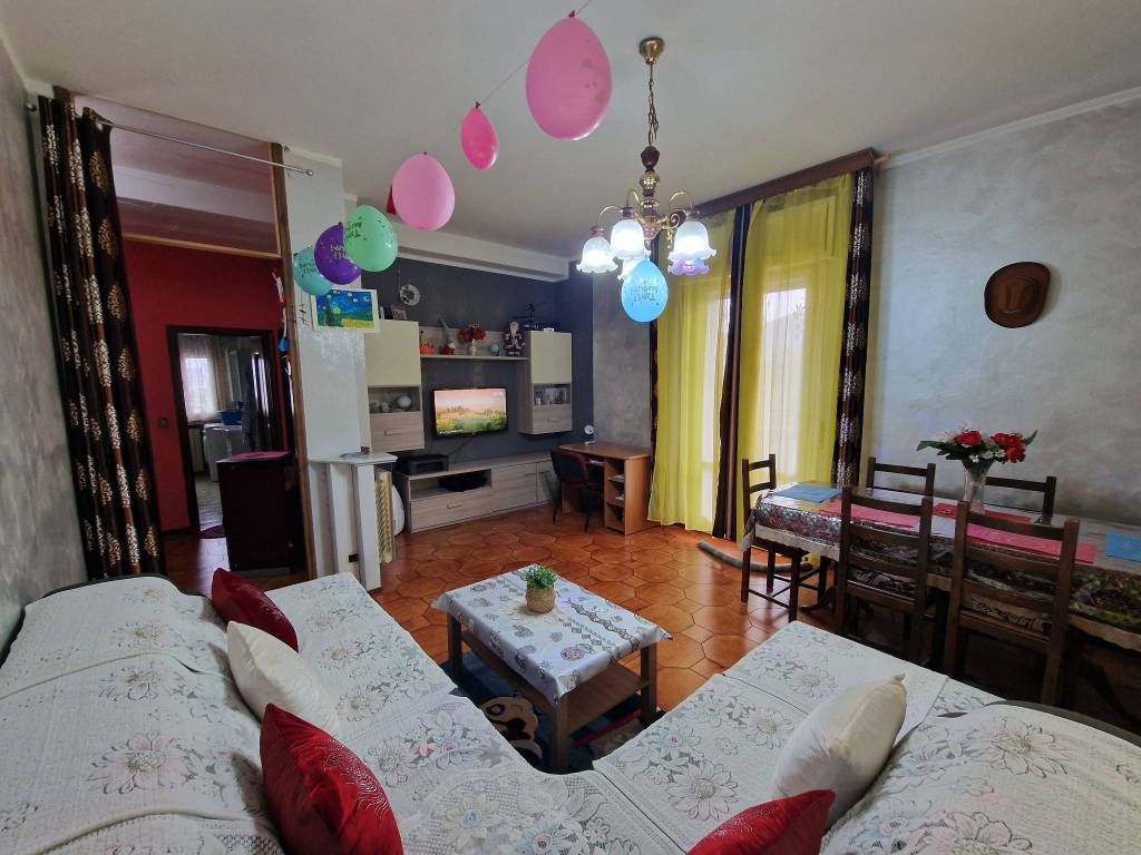 Appartamento a Gorlago in Via Francesco Petrarca, 1 - Foto 4