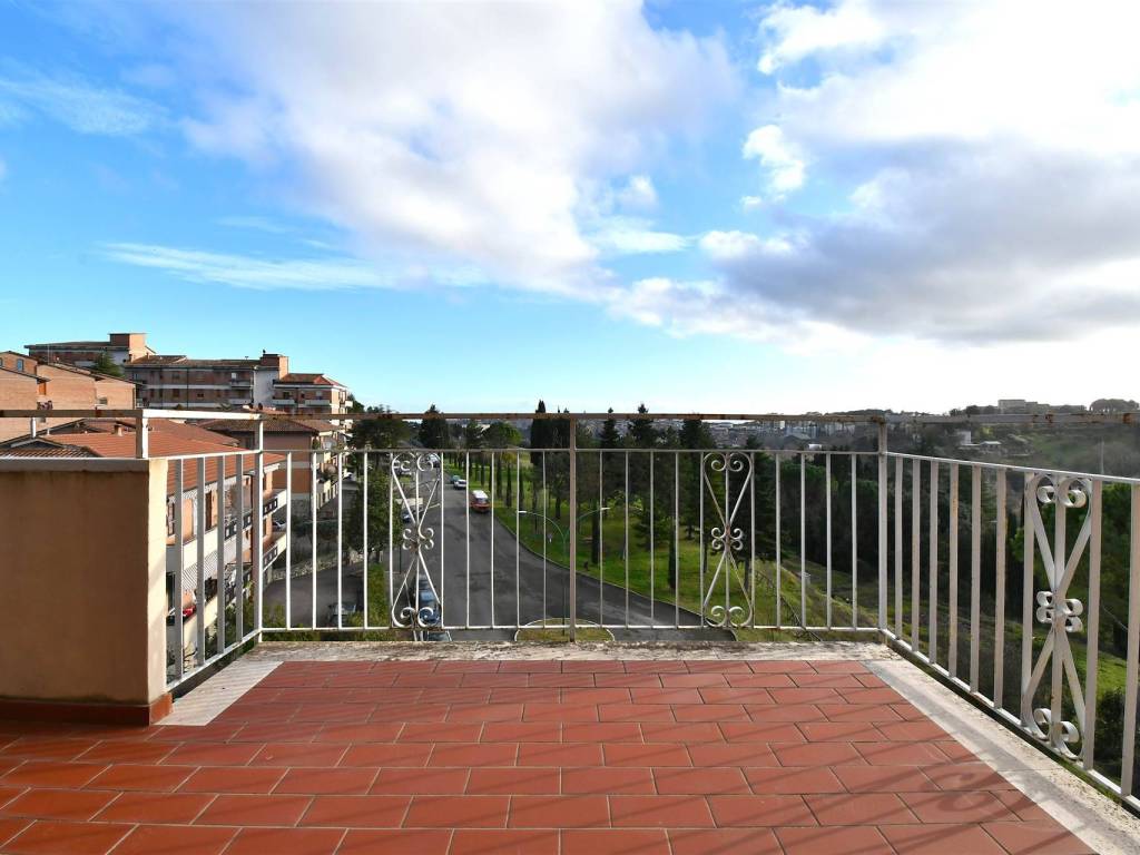 Appartamento a Siena in Via delle Puglie - Foto 5