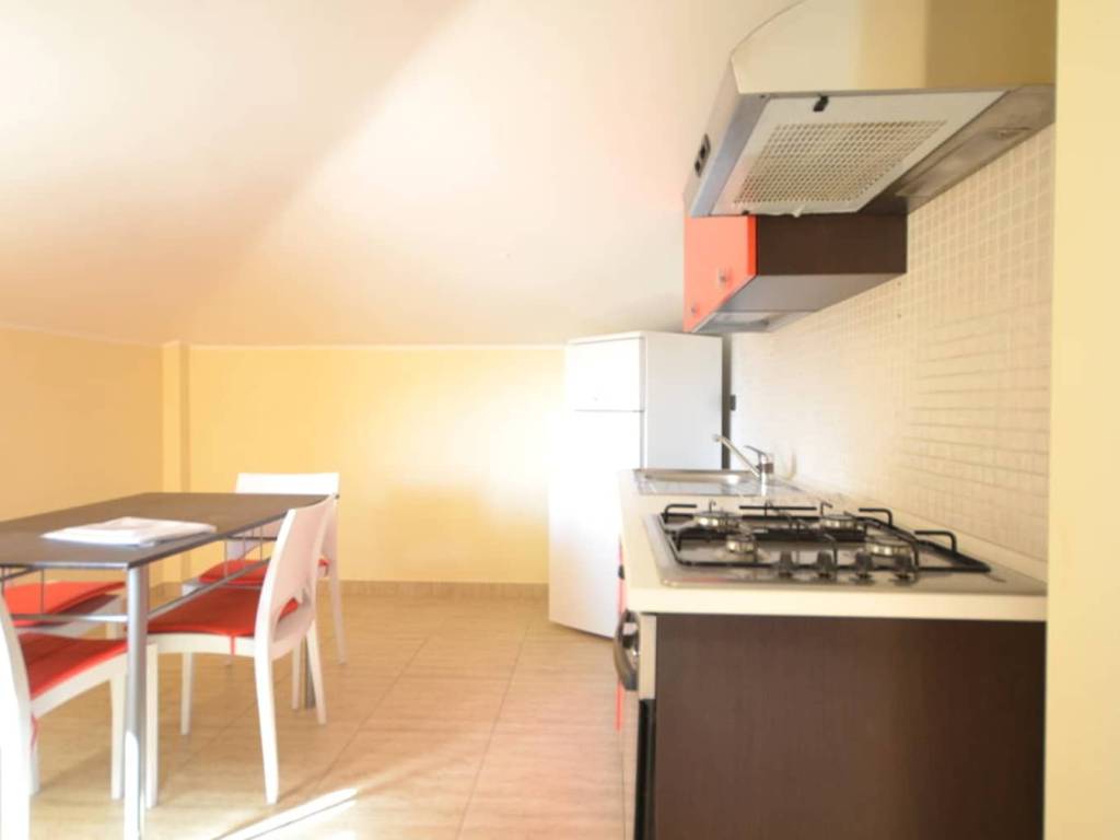 Appartamento a L'aquila in Via Collevernesco, 152, 67100 - Foto 4