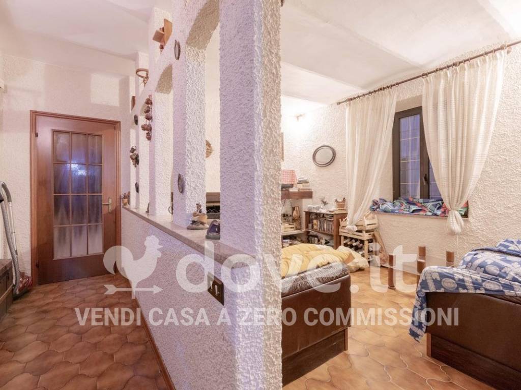 Appartamento a Cocquio-trevisago in Contrada Carnisio, 2 - Foto 2