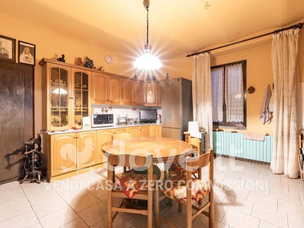 Appartamento a Cocquio-trevisago in Contrada Carnisio, 2 - Foto 5