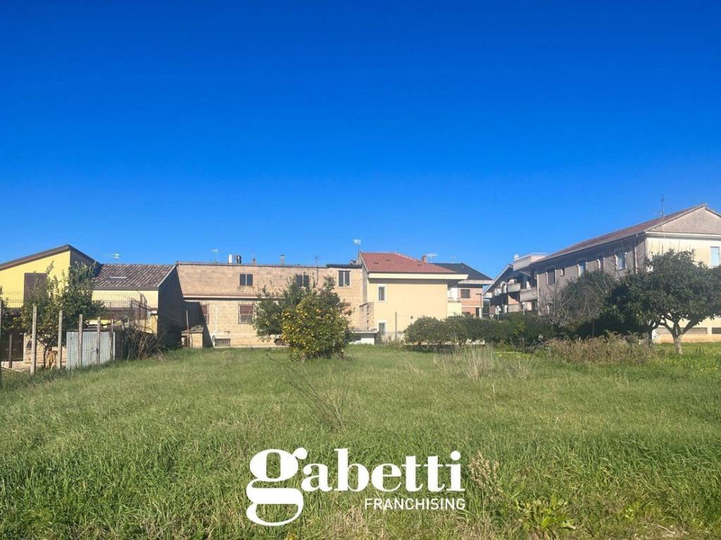 Terreno a Pignataro maggiore in Via Vittorio Veneto - Foto 2