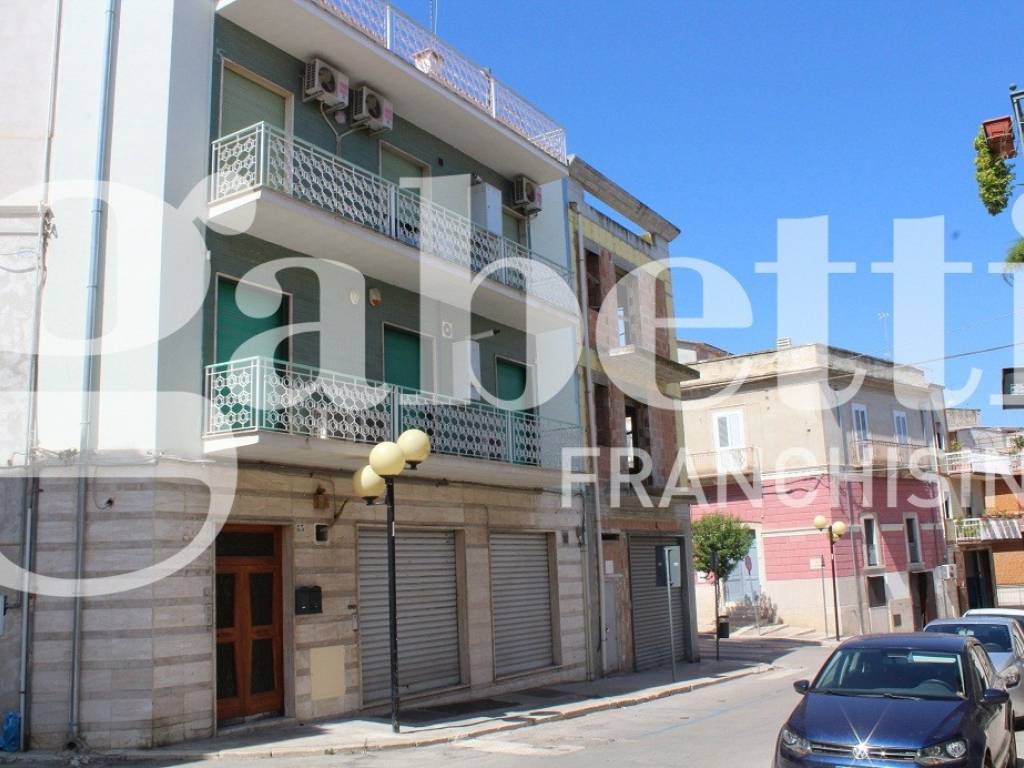 Appartamento a Canosa di puglia in Via Guglielmo Oberdan, 79 - Foto 2