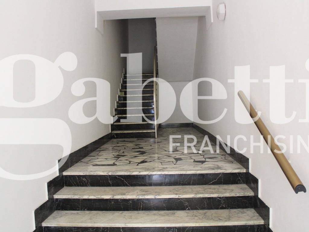 Appartamento a Canosa di puglia in Via Guglielmo Oberdan, 79 - Foto 3