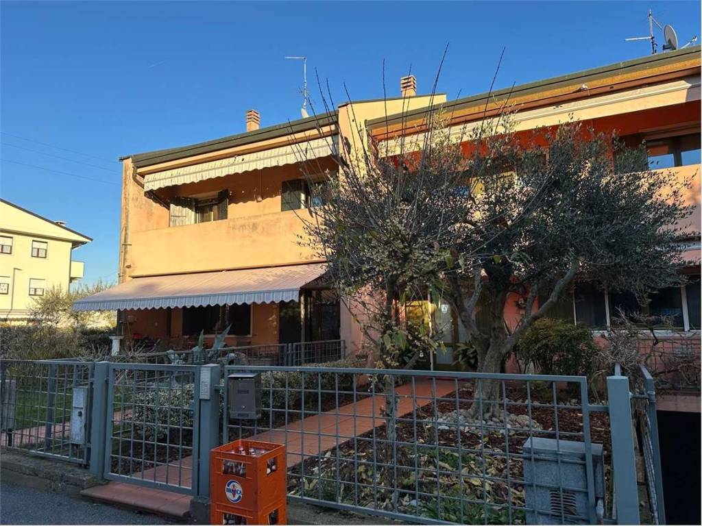 Casa indipendente a Lavagno in Via Monte Pasubio, 32 - Foto 5