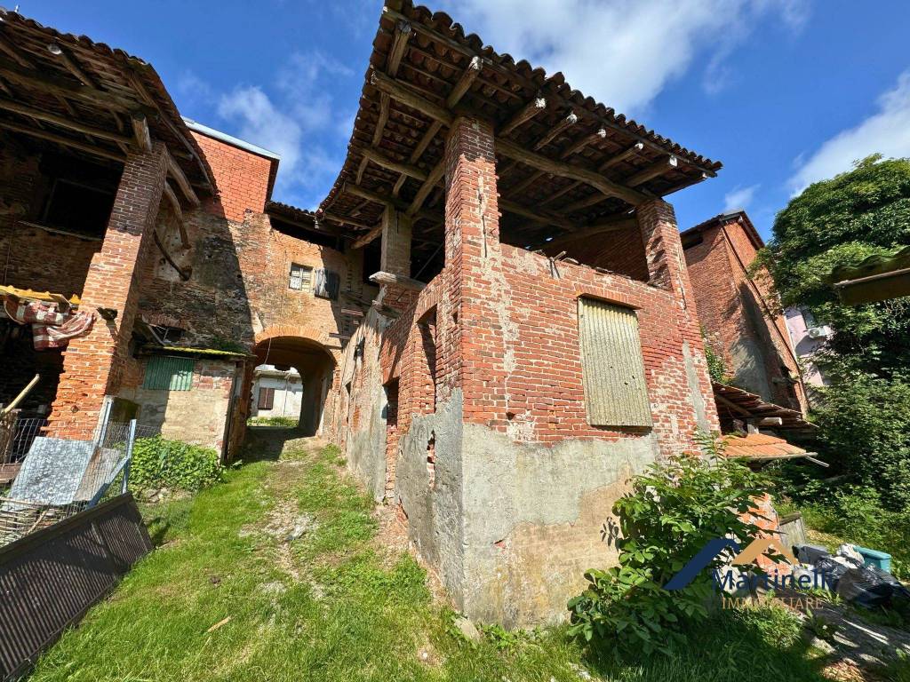 Casa indipendente a Lozzolo in Via Giuseppe Mazzini, 12 - Foto 2