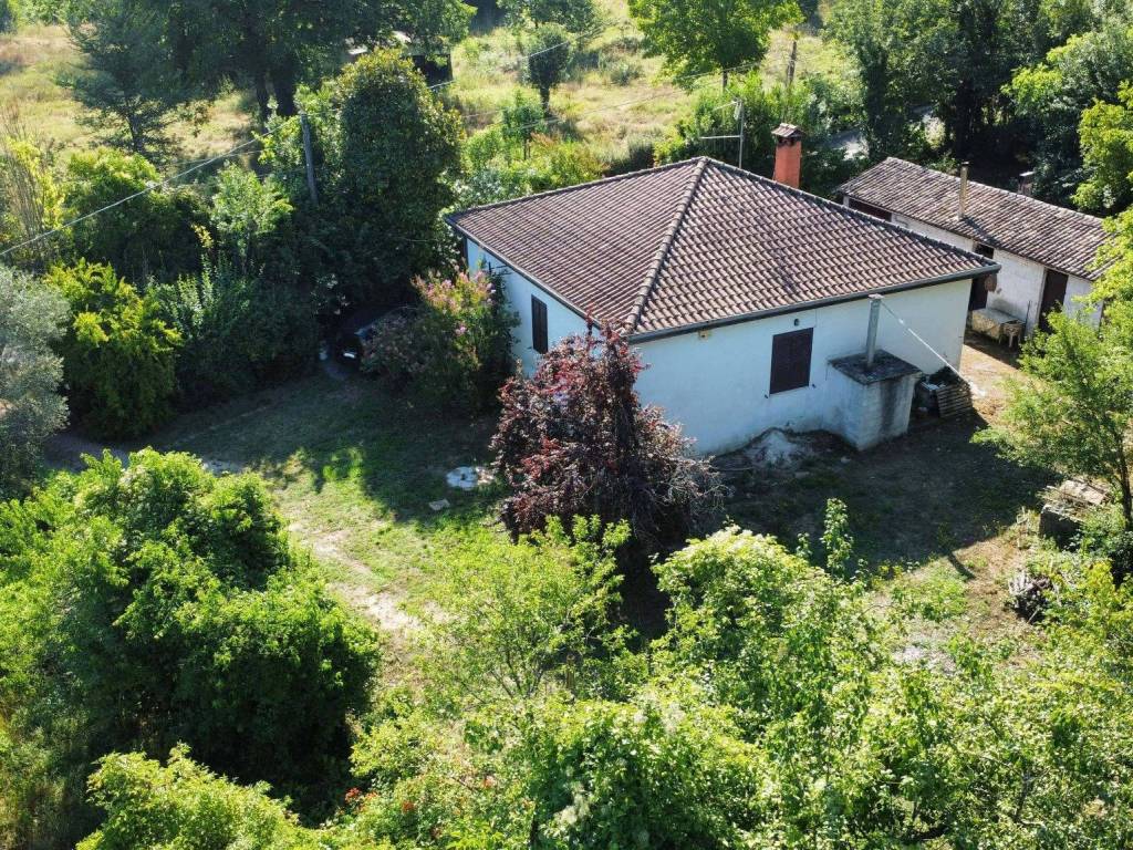 Villa a Patrica in Contrada Tufo Varaccani - Foto 3
