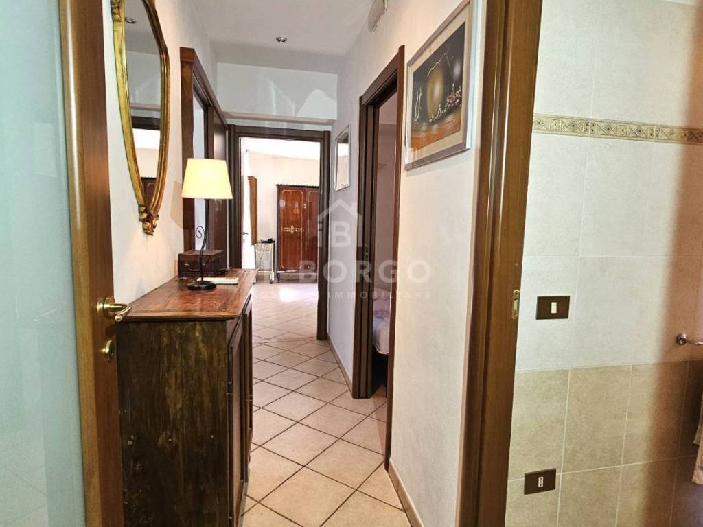 Appartamento a Pescia in Via di Collodi, 12 - Foto 2