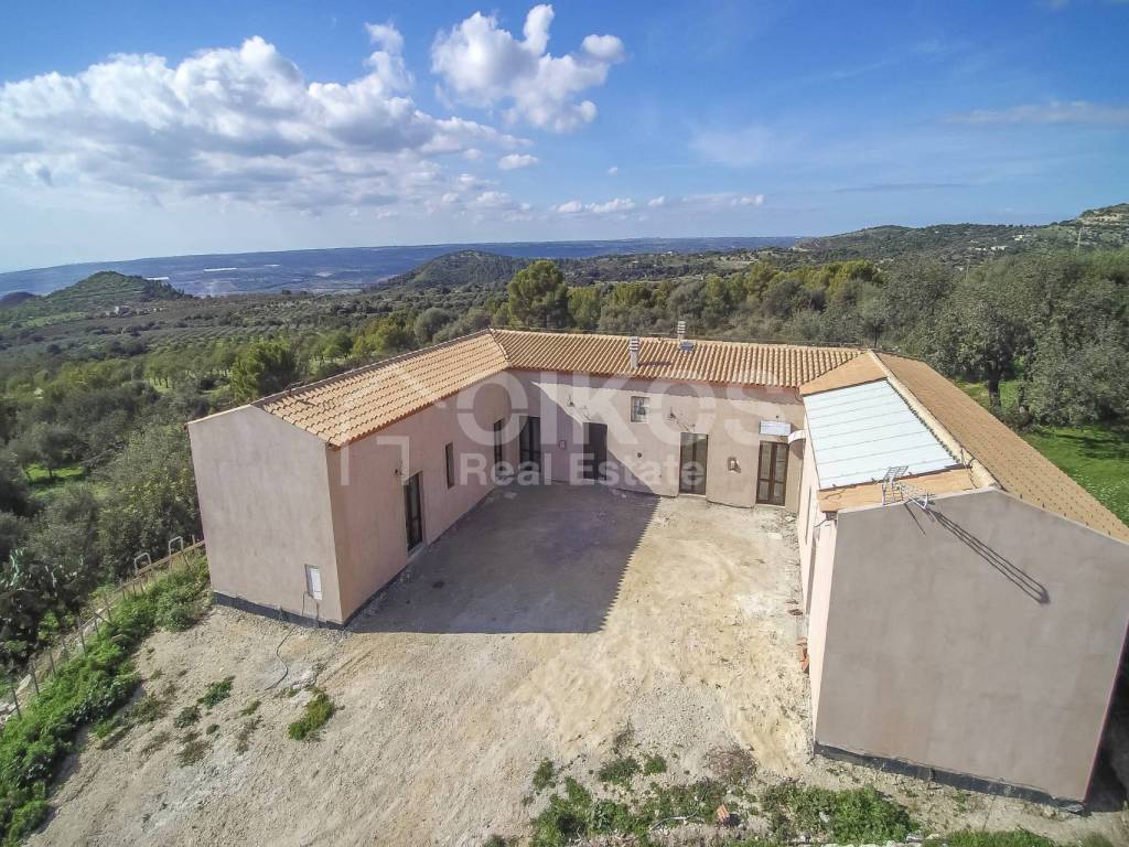 Rustico / casale a Noto in C.da Grattaluri - Foto 5