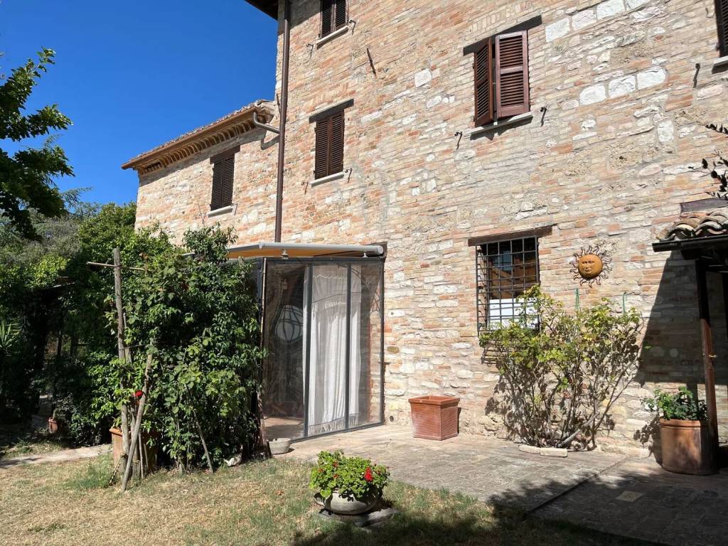 Rustico / casale a Urbino in Località Montepolo - Foto 4