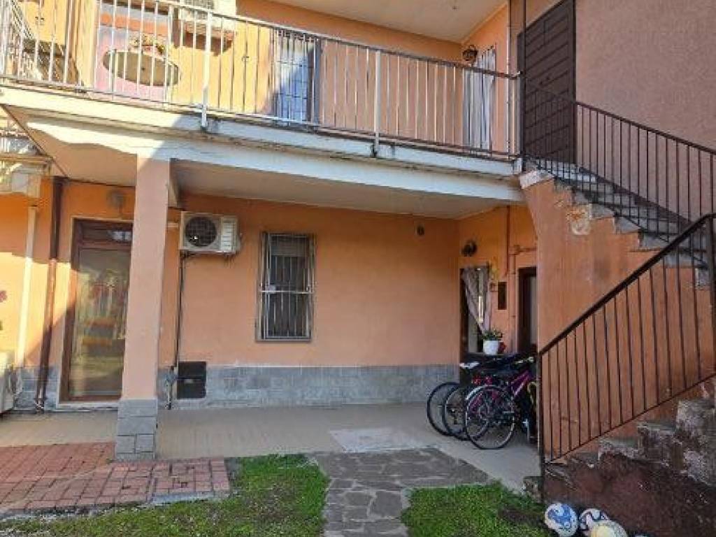 Appartamento a Caronno pertusella in Via Tagliamento - Foto 4