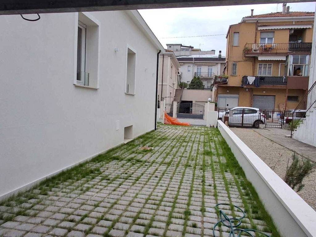 Villetta a schiera a Rimini in Via Antinori - Foto 2