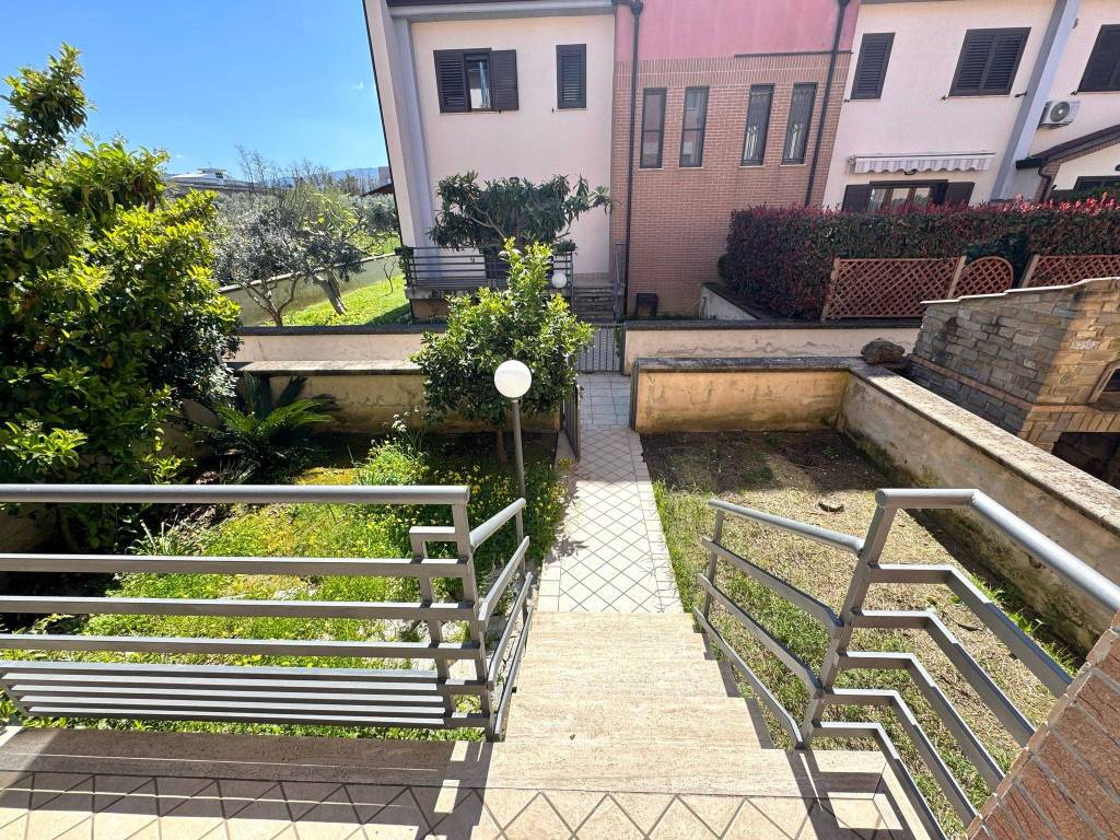 Villetta a schiera a Agropoli in Via Taverne - Foto 3