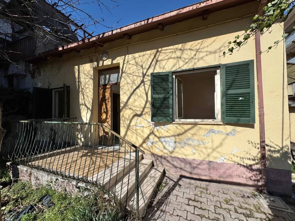 Casa indipendente a Avezzano in Via Madonna del Passo - Foto 3