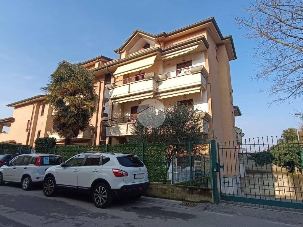 Appartamento a Seveso in Via Ada Negri, 1 - Foto 2