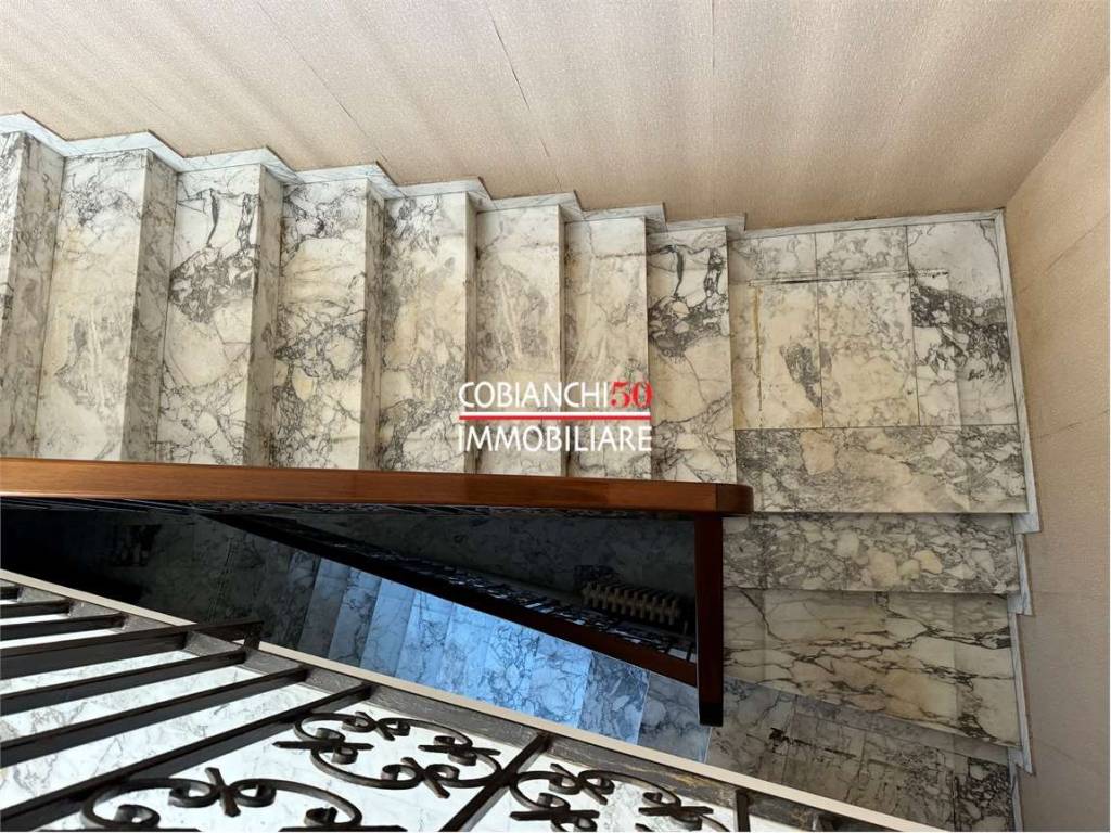 Appartamento a Verbania in Via Annibale Rosa - Foto 4