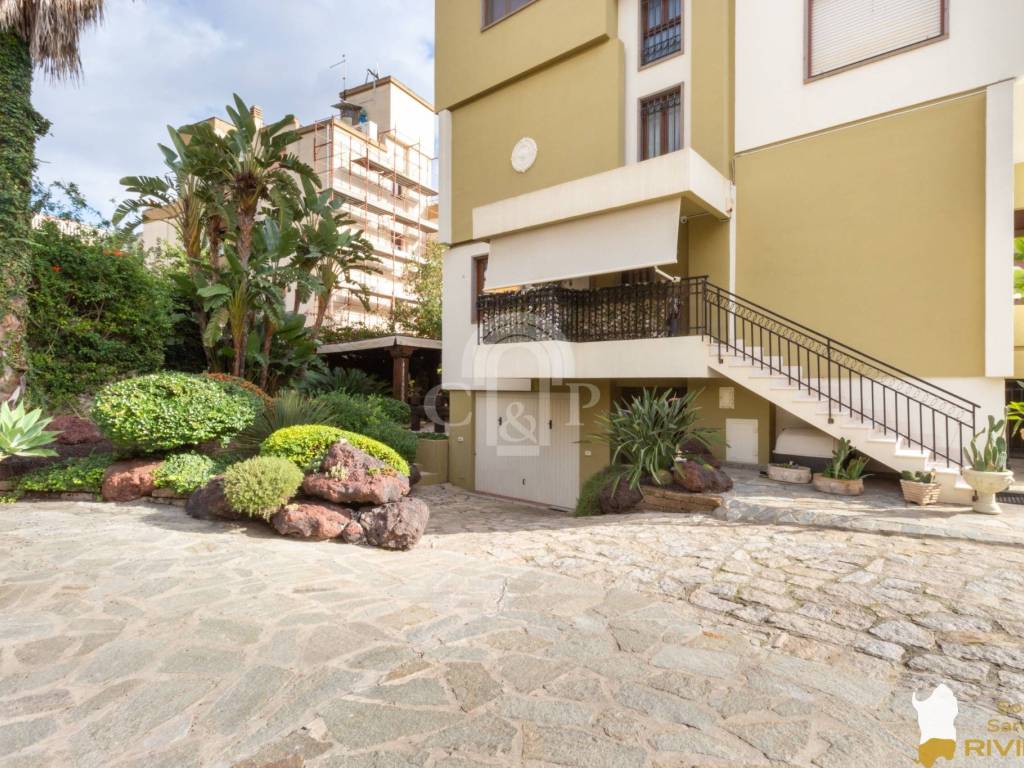 Villa a Cagliari in Via Francesco Guicciardini, 3 - Foto 3