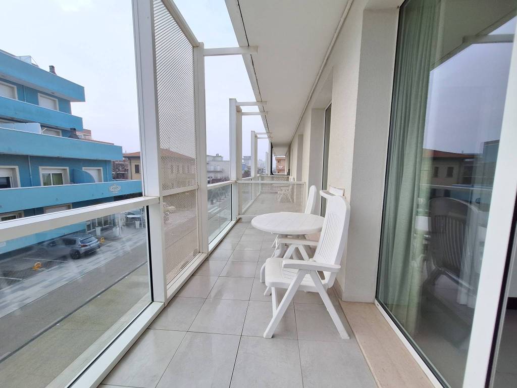 Appartamento a Rimini in Viale Porto Palos, 3 - Foto 2