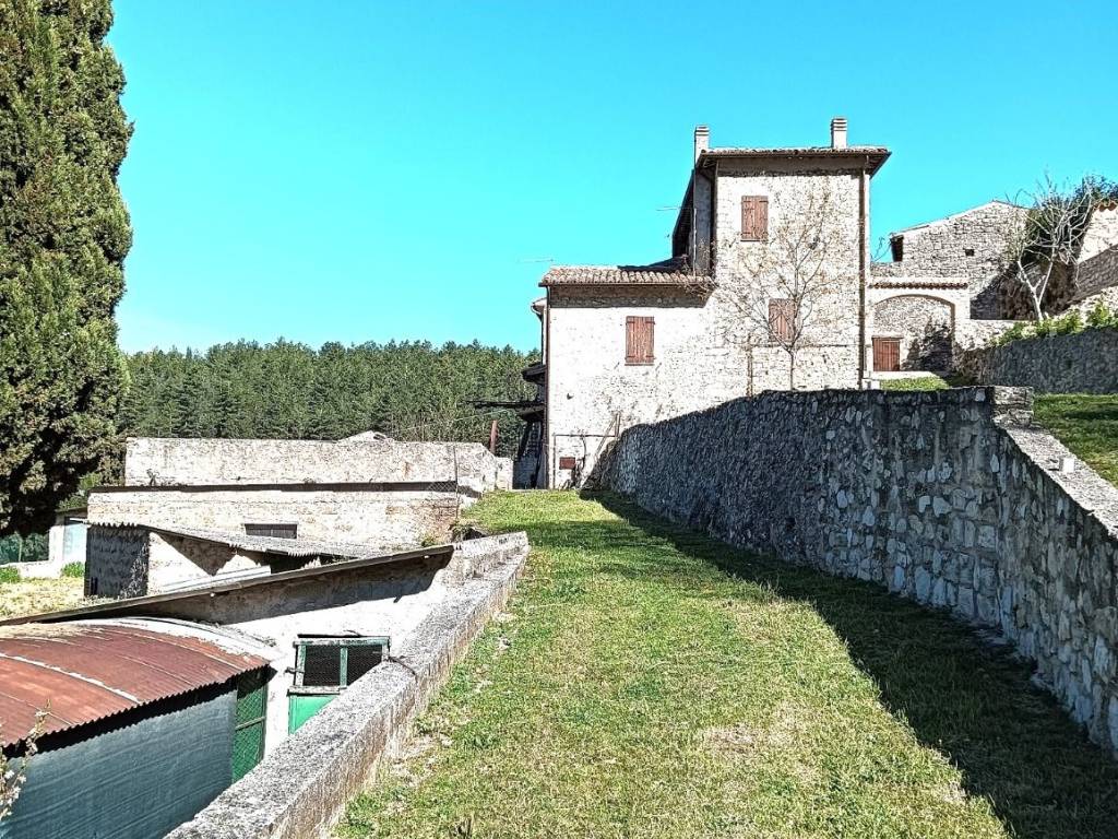 Appartamento a Trevi in Località Il Colle - Foto 3