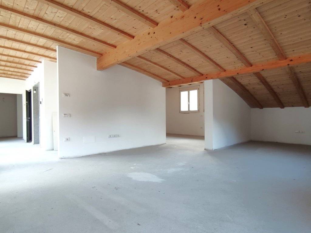 Attico / mansarda a Mori in Via del Garda - Foto 5