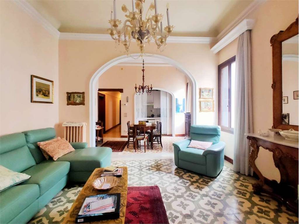 Appartamento a Venezia in Campo santo Stefano - Foto 2